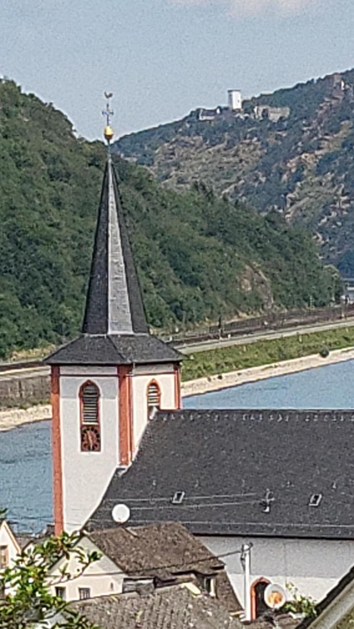 Ferienwohnung Zum Rheinblick Kestert المظهر الخارجي الصورة
